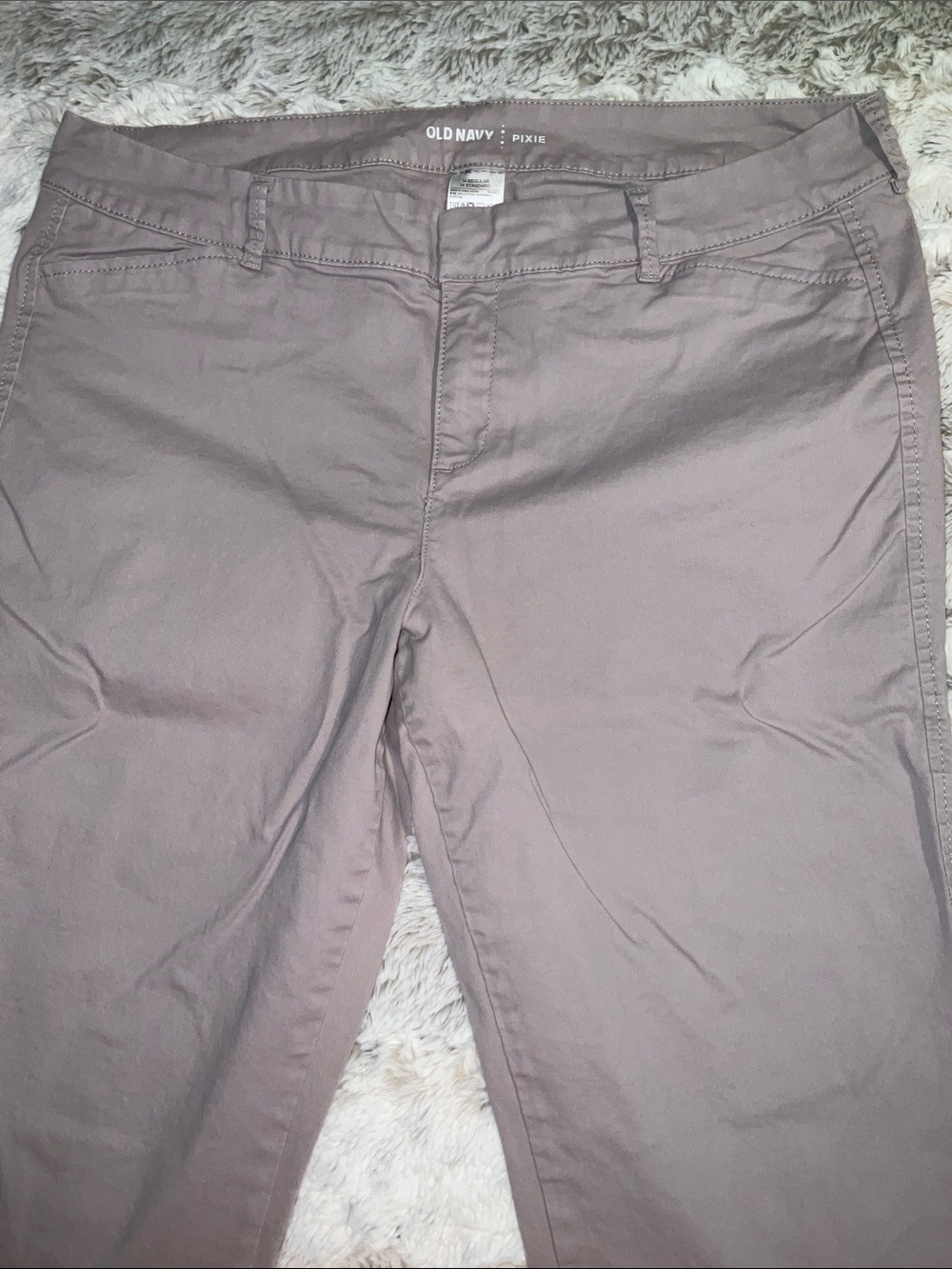 Old Navy Women’s Light Grey Pixie Chinos